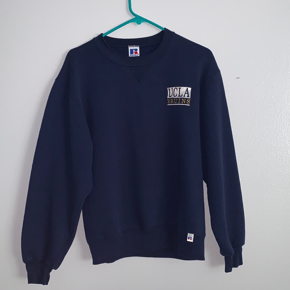 vintage UCLA crewneck!